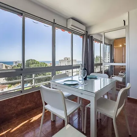 Acogedor, Terraza, Piscina Y Mar *
