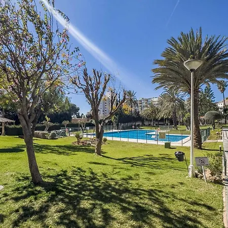 Acogedor, Terraza, Piscina Y Mar *