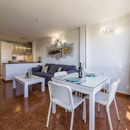 Acogedor, Terraza, Piscina Y Mar Apartamento *