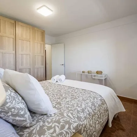 Apartamento Acogedor, Terraza, Piscina Y Mar