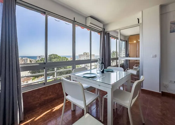 Acogedor, Terraza, Piscina Y Mar *