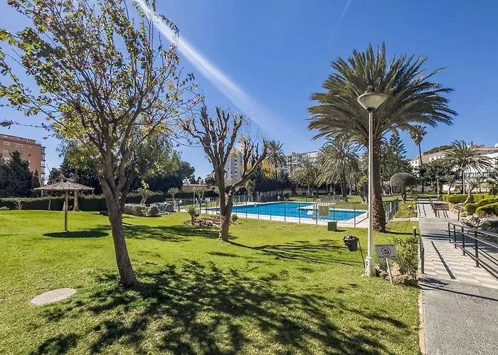 Acogedor, Terraza, Piscina Y Mar *